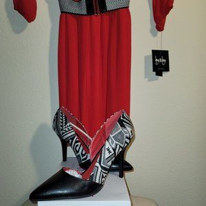 CHINESE LAUNDRY...  New! B+W Red Bottom Pumps